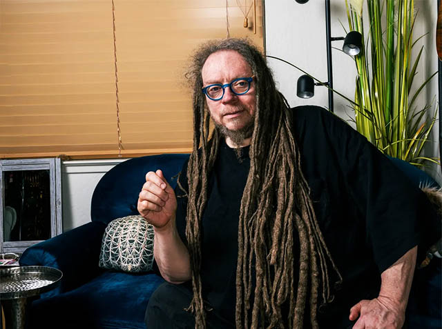 Leading U.S. scientist Jaron Lanier calls for an end to the deification of AI and the dignity of dat
